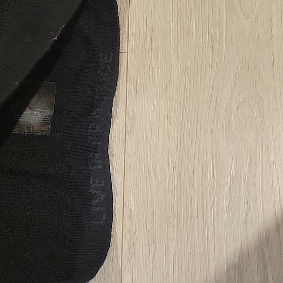 Lululemon men's 100% Merino wool sweater - Picture 2 of 5